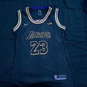 Men's Los Angeles Lakers LeBron James Nike Black City Edition Swingman Jersey